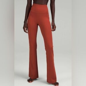 LULULEMON Groove Super-High-Rise Flared Pant Nulu- Cayenne/ Size 4